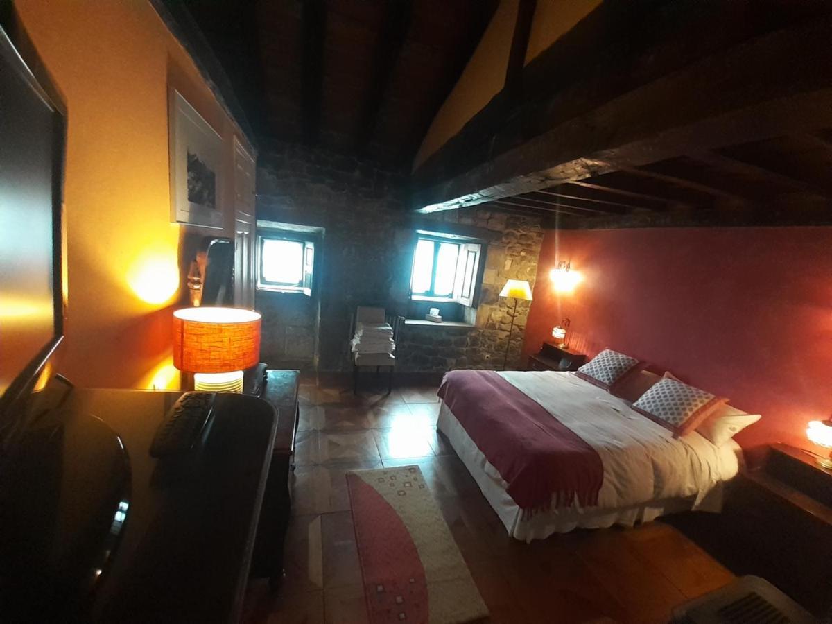 Hotel La Casona De Barrio, Alto Campoo Barrio  Exterior photo